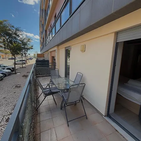 Apartment Modern Luxury With Pool And Ocean View
