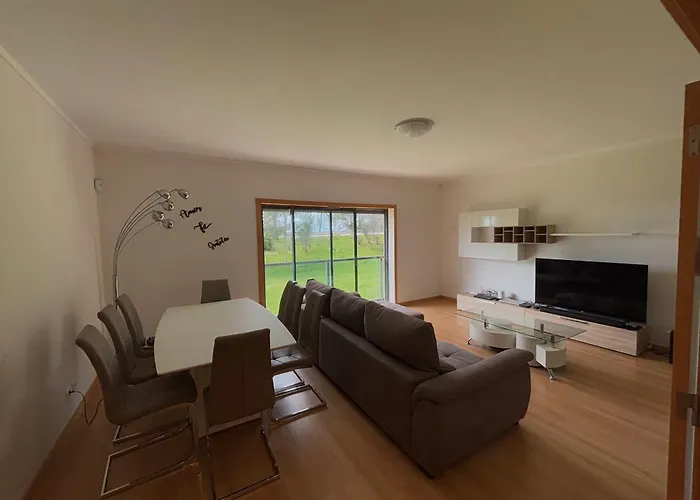 Modern Luxury With Pool And Ocean View *