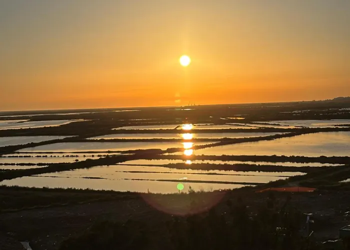 Modern Luxury With Pool And Ocean View Appartement *